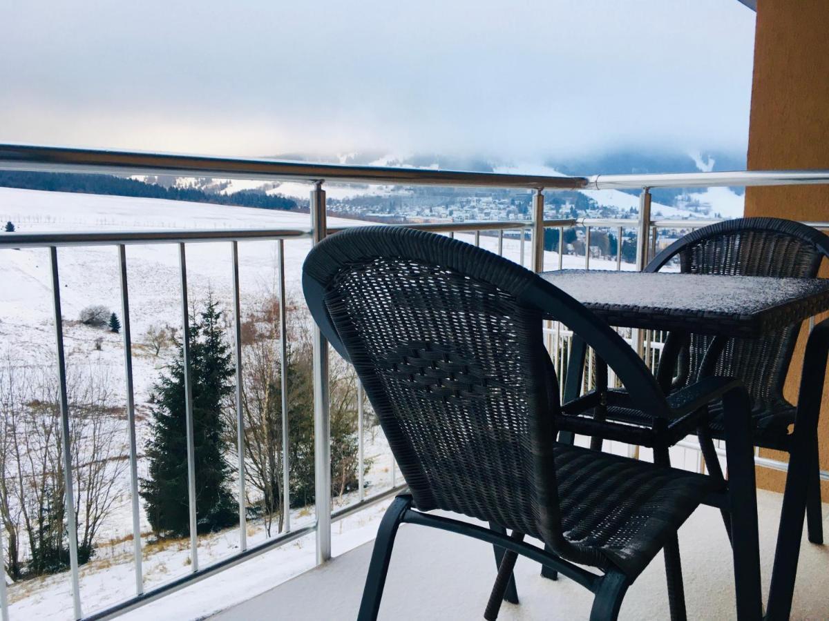 Apartmány Na Výhledech Loučná pod Klínovcem Exterior foto