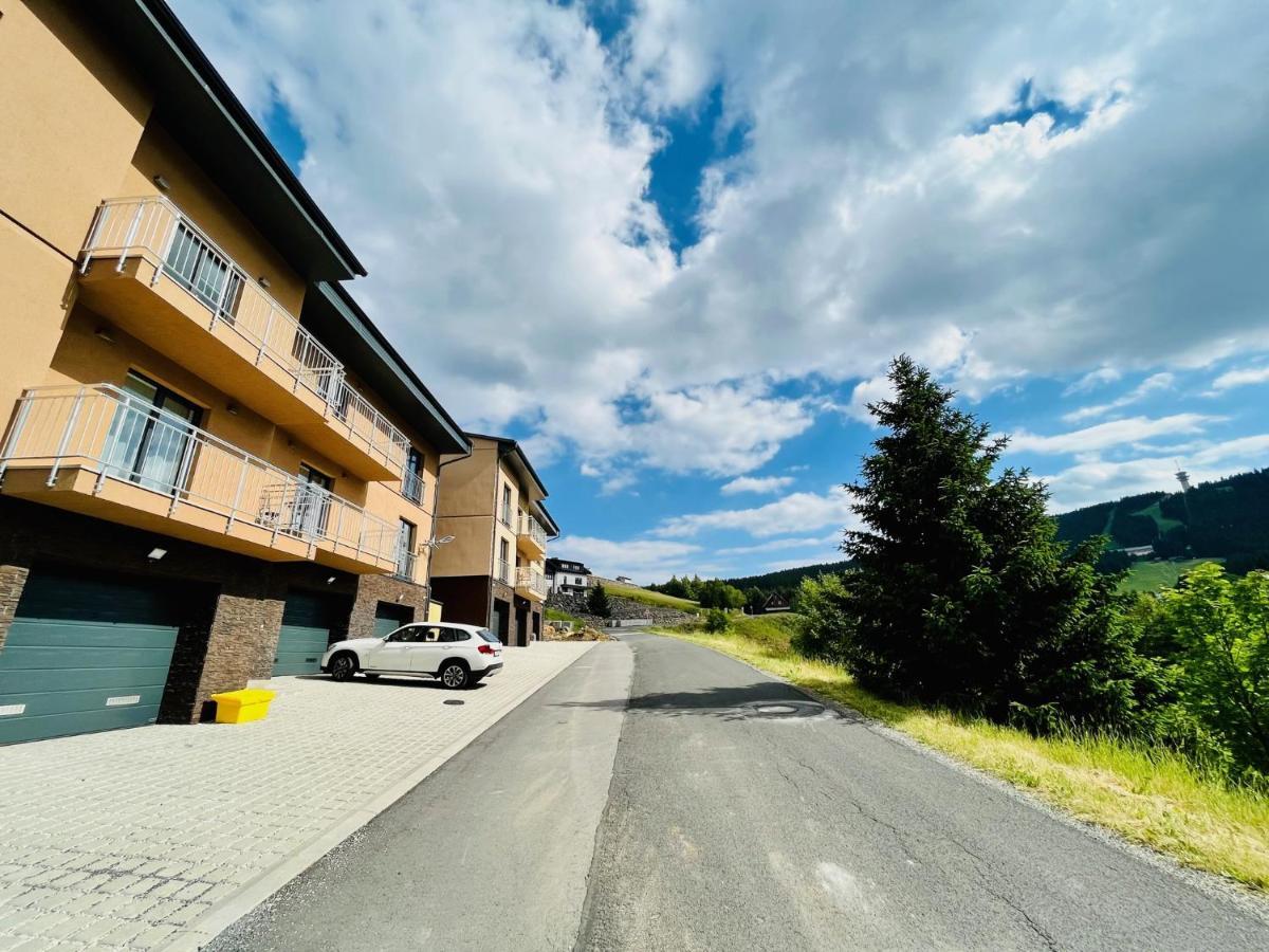 Apartmány Na Výhledech Loučná pod Klínovcem Exterior foto