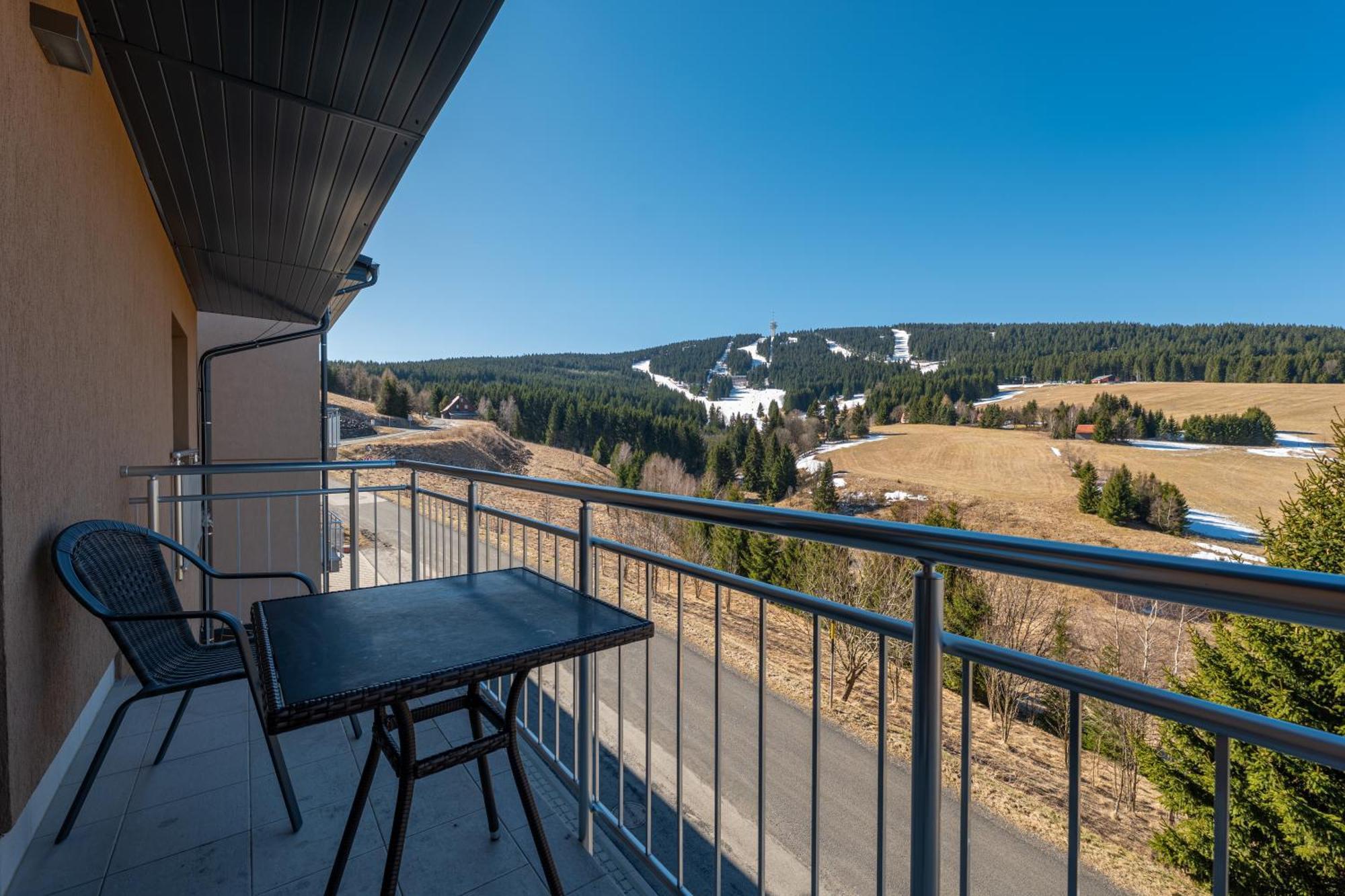 Apartmány Na Výhledech Loučná pod Klínovcem Habitación foto
